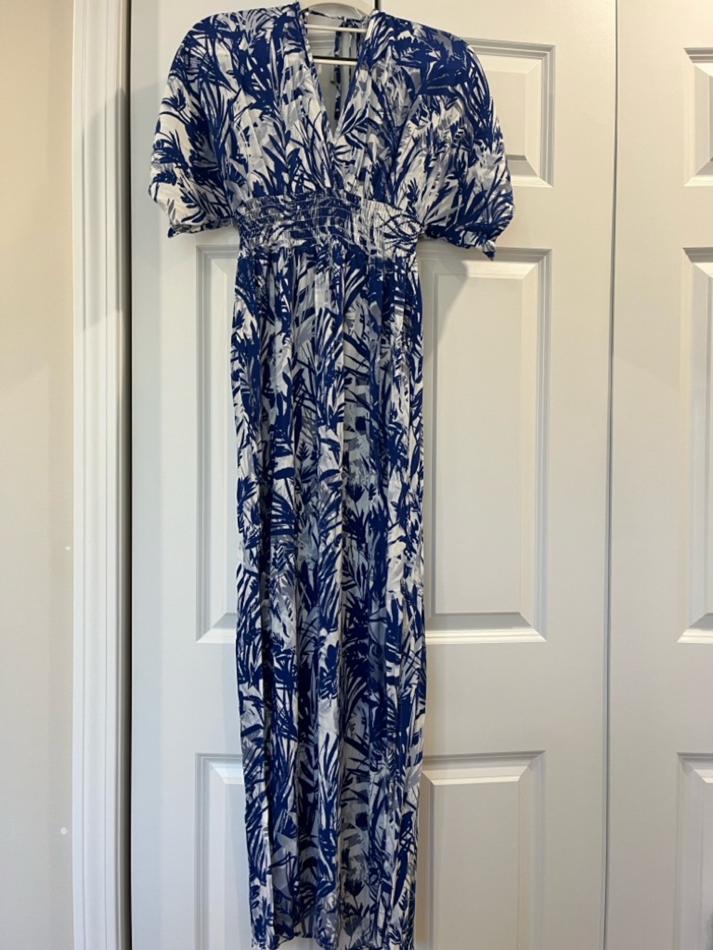 Pinkblush Maternity Blue & White Tropical Print Maxi Dress - Picture 5 of 5